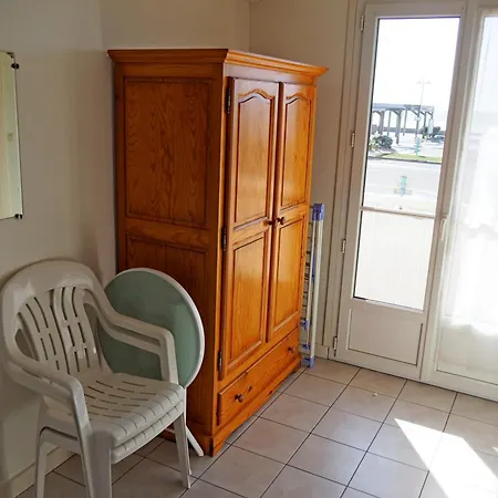 Face T2 35 M2 Pour 4 Personnes Proche Tous Commerces