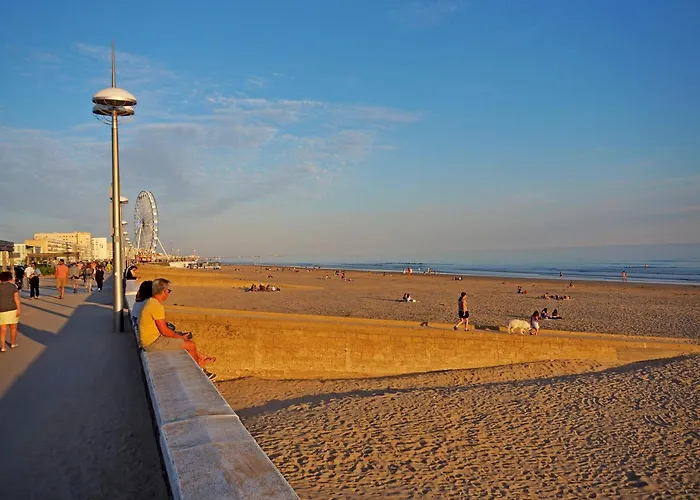 Face T2 35 M2 Pour 4 Personnes Proche Tous Commerces 아파트