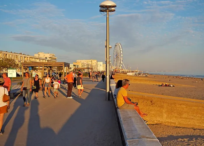 Face T2 35 M2 Pour 4 Personnes Proche Tous Commerces 아파트 생장드몽