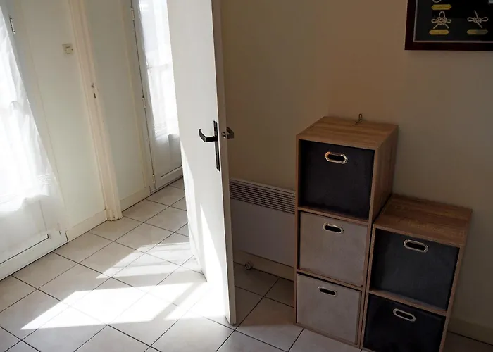 Face T2 35 M2 Pour 4 Personnes Proche Tous Commerces 아파트