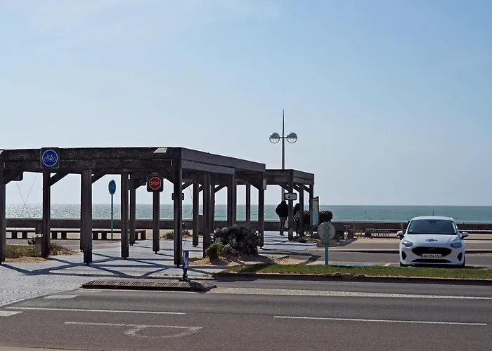 Face T2 35 M2 Pour 4 Personnes Proche Tous Commerces 아파트 *