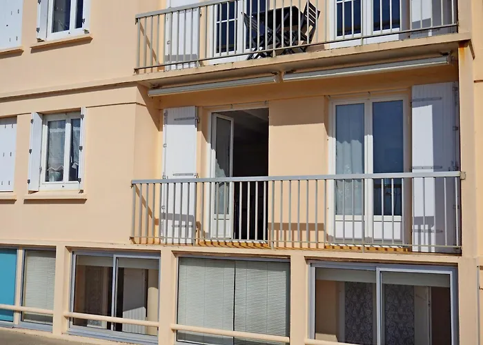 Face T2 35 M2 Pour 4 Personnes Proche Tous Commerces * 생장드몽