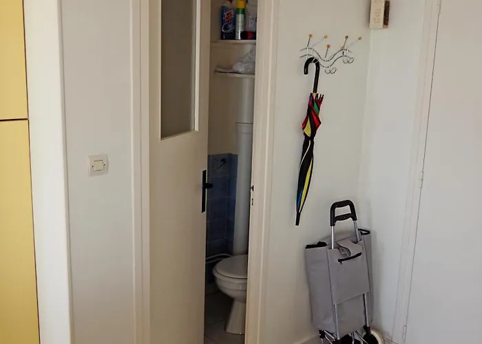 Face T2 35 M2 Pour 4 Personnes Proche Tous Commerces *